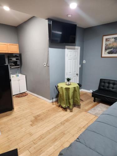 Quaint beautiful studio abode in Providence, USA