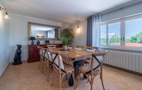 Restorāns, Holiday Home Cerovlje Ii in Cerovlje