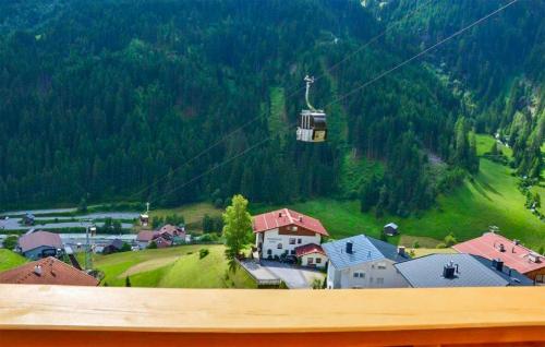 Utsikt, Ferienwohnung In Tiroler Stil in Kappl