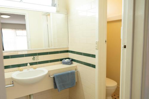 Bunbury Apartment Motel Room Type - Motel Double Room - Queen