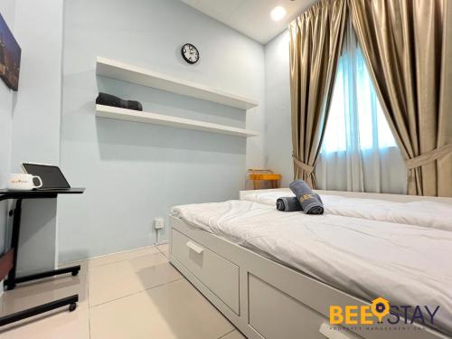 Puchong Two Storey Landed House Lake View 10PAX