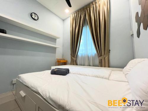 Puchong Two Storey Landed House Lake View 10PAX