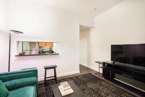 Sleek 1-Bedroom in the Financial Dsitrict, New York (Foto 8)