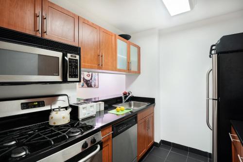 Sleek 1-Bedroom in the Financial Dsitrict, New York (Foto 10)