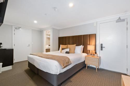 The Beacon 1006 - 4 Bedroom Apartment - image 13