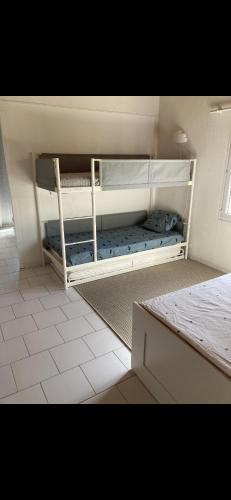 Maison familiale à Domino Maison familiale à Domino