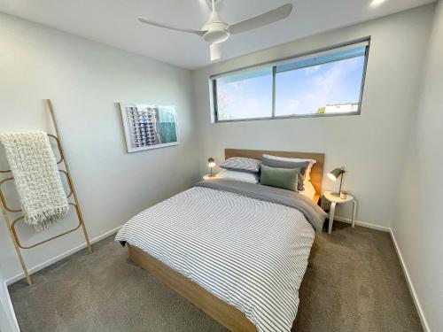 Beautifully Appointed - Sophisticated, Steps From the Sand