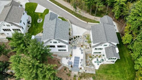 Side by Side Serenity Lakefront Homes with Infinity Pool 1833 in Kingsley, USA