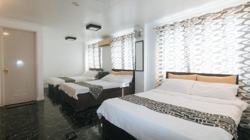 Family Room room in Stay Inn Station 2 Boracay by RedDoorz