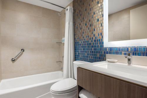Courtyard by Marriott New York Manhattan/Chelsea, Нью-Йорк (фото 5)