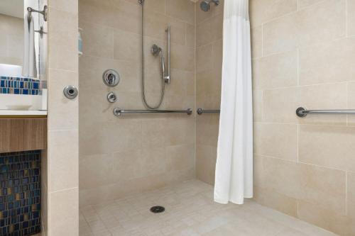 Courtyard by Marriott New York Manhattan/Chelsea, Нью-Йорк (фото 7)