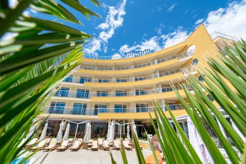 Aphrodite Beach Hotel - image 13
