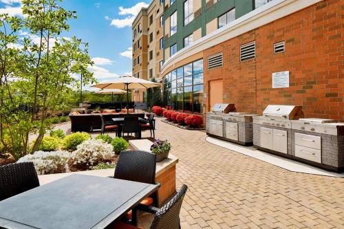 Courtyard by Marriott Pittsburgh Washington Meadow Lands - image 11