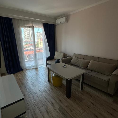 Levanis 3, Batumi (foto 10)