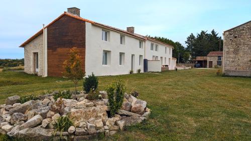 Viesnīcas āriene, Gîte de Chantemerlière (Gite de Chantemerliere) in Paizay-le-Chapt
