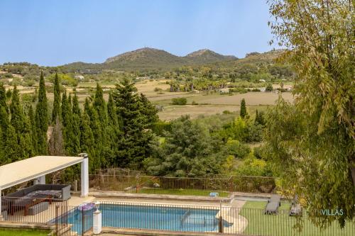 Villa with Private Pool image 6