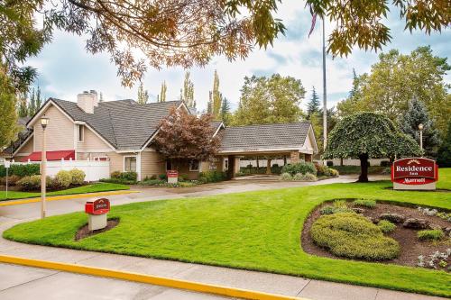 Residence Inn by Marriott Portland South-Lake Oswego - main image