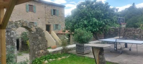 Gîte le Fort gîte à louer Vesseaux