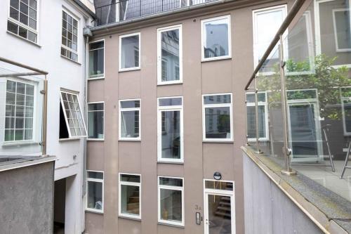 Spacious Double-Apartment for 10 in CPH City Center, Copenaghen (foto 10)