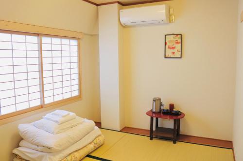 Twin Room with Shared Bathroom room in Ikoi-no-ie Kyoto