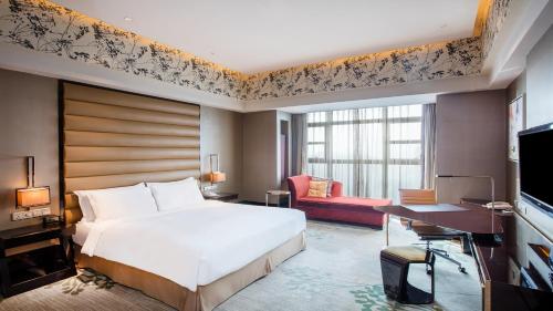 577094998 Crowne Plaza Hefei by IHG