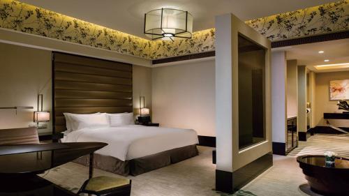 577095067 Crowne Plaza Hefei by IHG