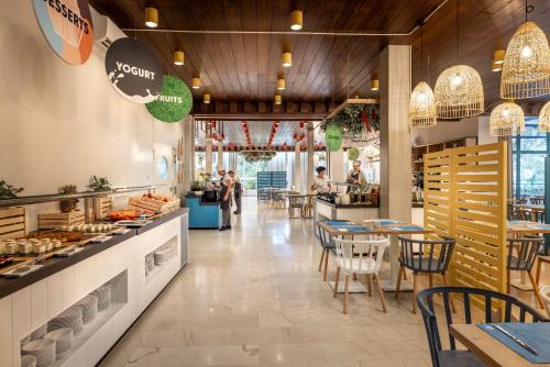 Ételek és italok, Sunny Makarska by Valamar in Makarska városközpont