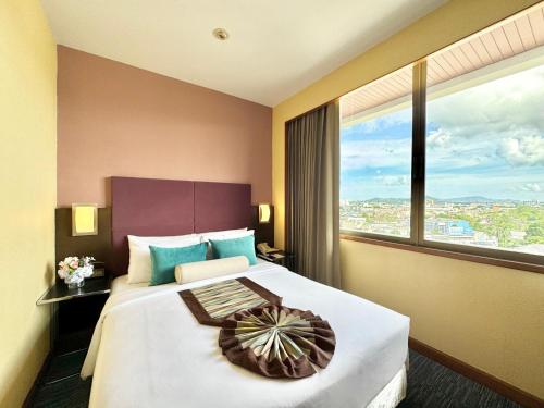 room detail thumbnail 0