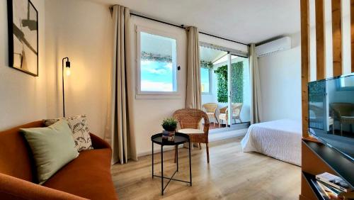 設施, - L'Horizon Bleu - Cocon romantique avec vue mer panoramique in 格呂伊桑市中心