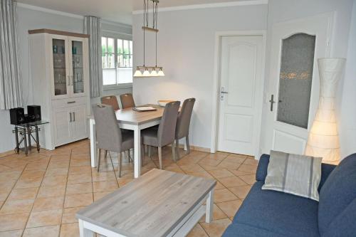 Sleeps 4