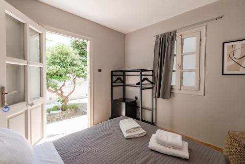 Rania Apartments Sea View - Tap to explore photos