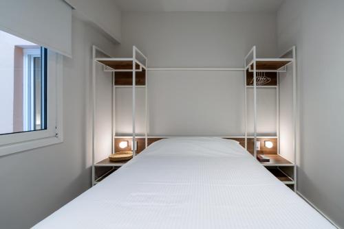 Central Bliss Apartments by UPSTREET - image 9
