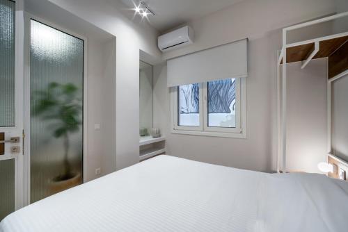Central Bliss Apartments by UPSTREET - image 2