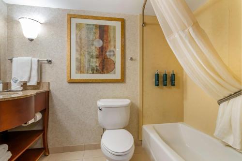 DoubleTree by Hilton Jefferson City - image 10