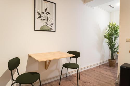 Spacious 1-Bedroom Apartment in Kreuzberg - main image