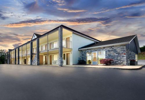 Econo Lodge Lynchburg - Accommodation