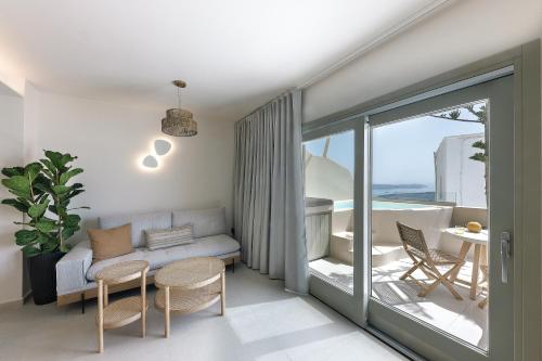 Morfes Luxury Residence - image 2