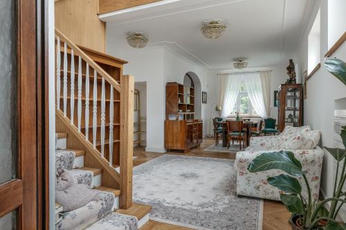 Iekārtas, Vila Zlatý Slavík - Luxurious Villa with Spa (Vila Zlaty Slavik - Luxurious Villa with Spa) in Jevany