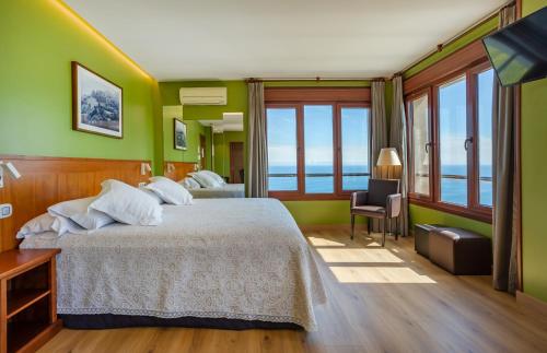 Suite, sea view
