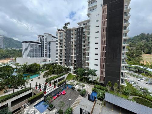 Midhill Studio Apartment By AuroraHomes