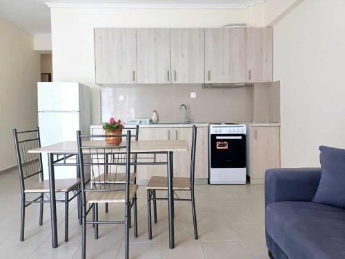 Manos Luxury Apartments - Geoponika