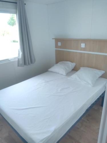 Camping Les Voiles in Flocques