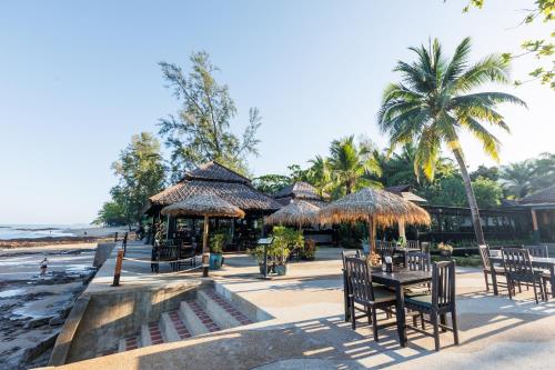 Nang Thong Bay Resort 3