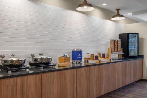 Holiday Inn Express Hotel & Suites Fort Walton Beach Hurlburt Area an IHG Hotel - image 12