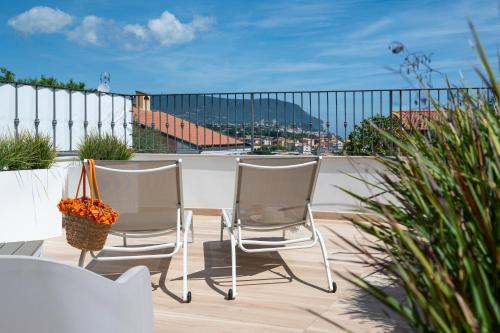 Deluxe Double Room with Balcony and Sea View