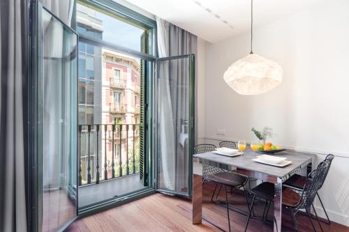 One-Bedroom Apartment image 8