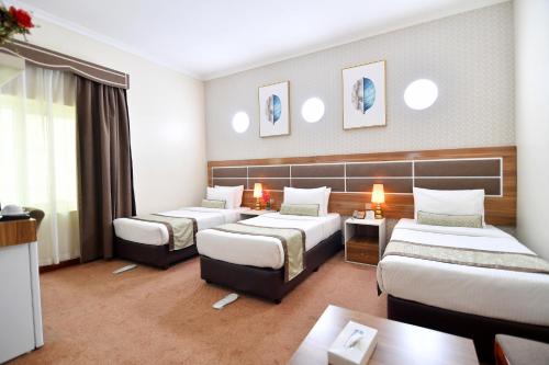 厄馬拉特勒喬烏馬酒店 (Nejoum Al Emarat) in 沙迦城中心