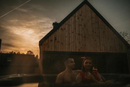 Зовнішній вигляд готелю, Nowoczesny drewniany domek CHILL HOUSE in Длугосьодло