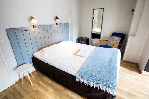 1 double bed