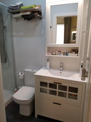 Apart 2 bedrooms 2 bathroom 30 nigth min WiFi washmachime elevator AC heather, Barcelona (fotografie 6)